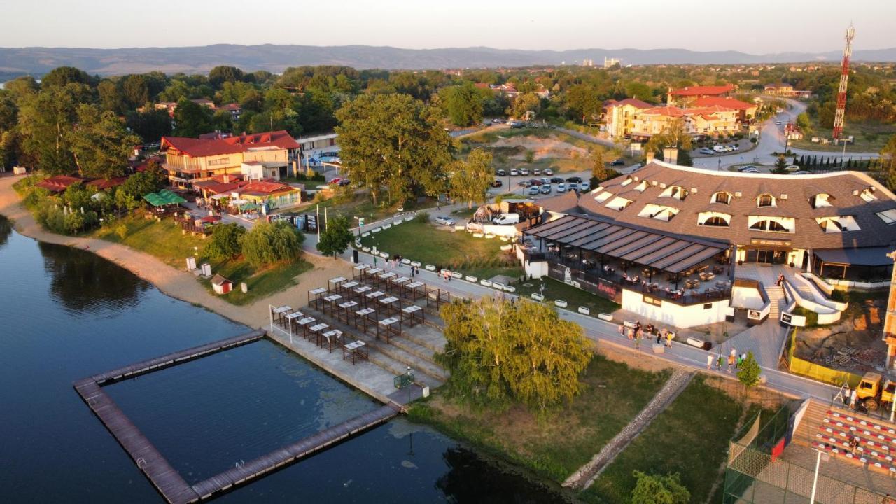 Hotel Prenociste Srebrno Jezero Veliko Gradište Exterior foto