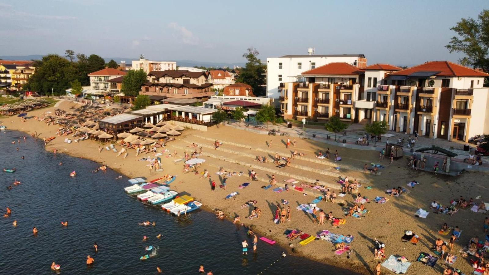 Hotel Prenociste Srebrno Jezero Veliko Gradište Exterior foto